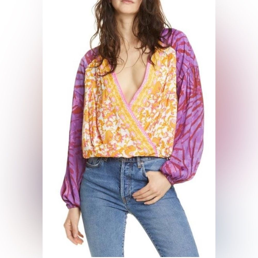 Free People Cruising Together silky soft tie dye & Floral boho Blouse. Sz medium